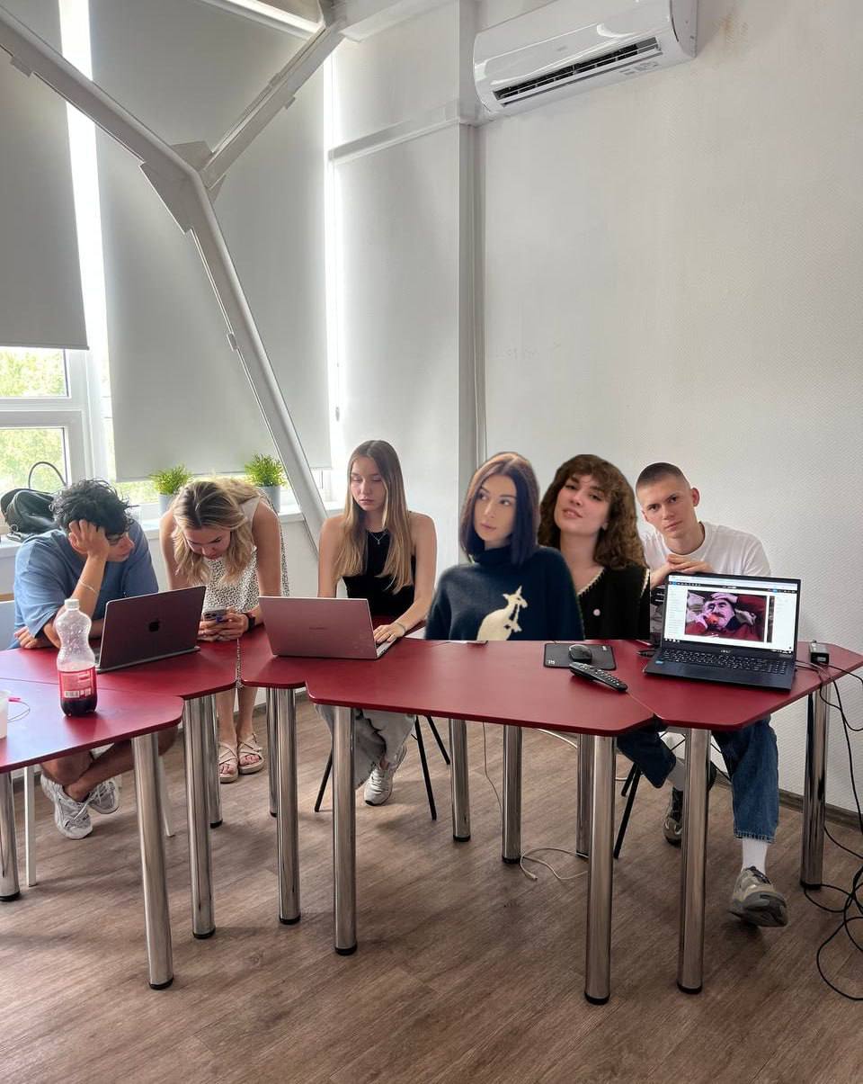 Развитие и ведение программы «Капитаны» в Ростове-на-Дону🤩
Когда меня спрашивают, чем я занимаюсь в «капитанах», я улыбаюсь. Потому что короткого ответа здесь быть не может | Сетка — социальная сеть от hh.ru
