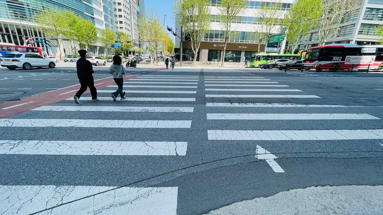 Люди никогда не перестанут усложнять.
Потому что думают жо опираются на освоенные низкокогнитивные функции, близкие к инстинктам и повадкам и не стремятся развивать высшие. Хотя все для этого имеют | Сетка — социальная сеть от hh.ru