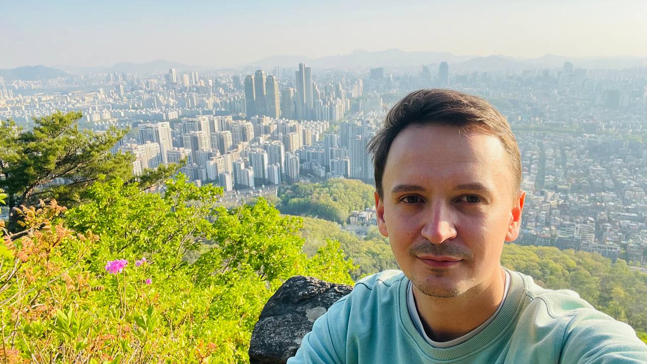 Люди никогда не перестанут усложнять.
Потому что думают жо опираются на освоенные низкокогнитивные функции, близкие к инстинктам и повадкам и не стремятся развивать высшие. Хотя все для этого имеют | Сетка — социальная сеть от hh.ru