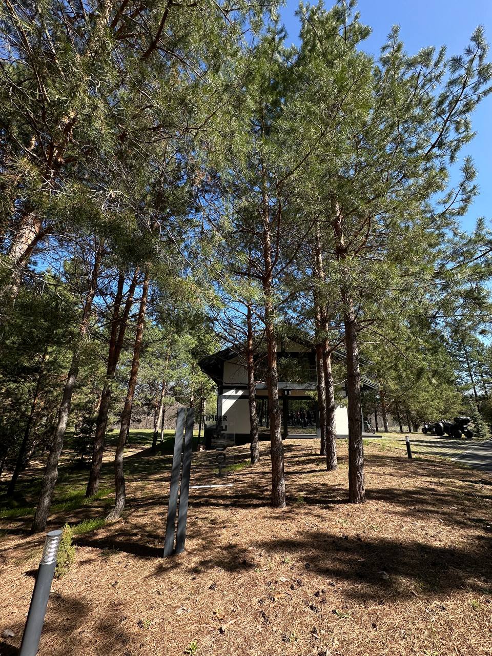 Просто хочу вам это все показать 💔
Жизнь в комфорте, чистоте, экологически чистом месте и с максимальным функционалом поселка 🏘️
Показать видео? Рассказать подробнее где и что я видела, и что это вооб... | Сетка — социальная сеть от hh.ru