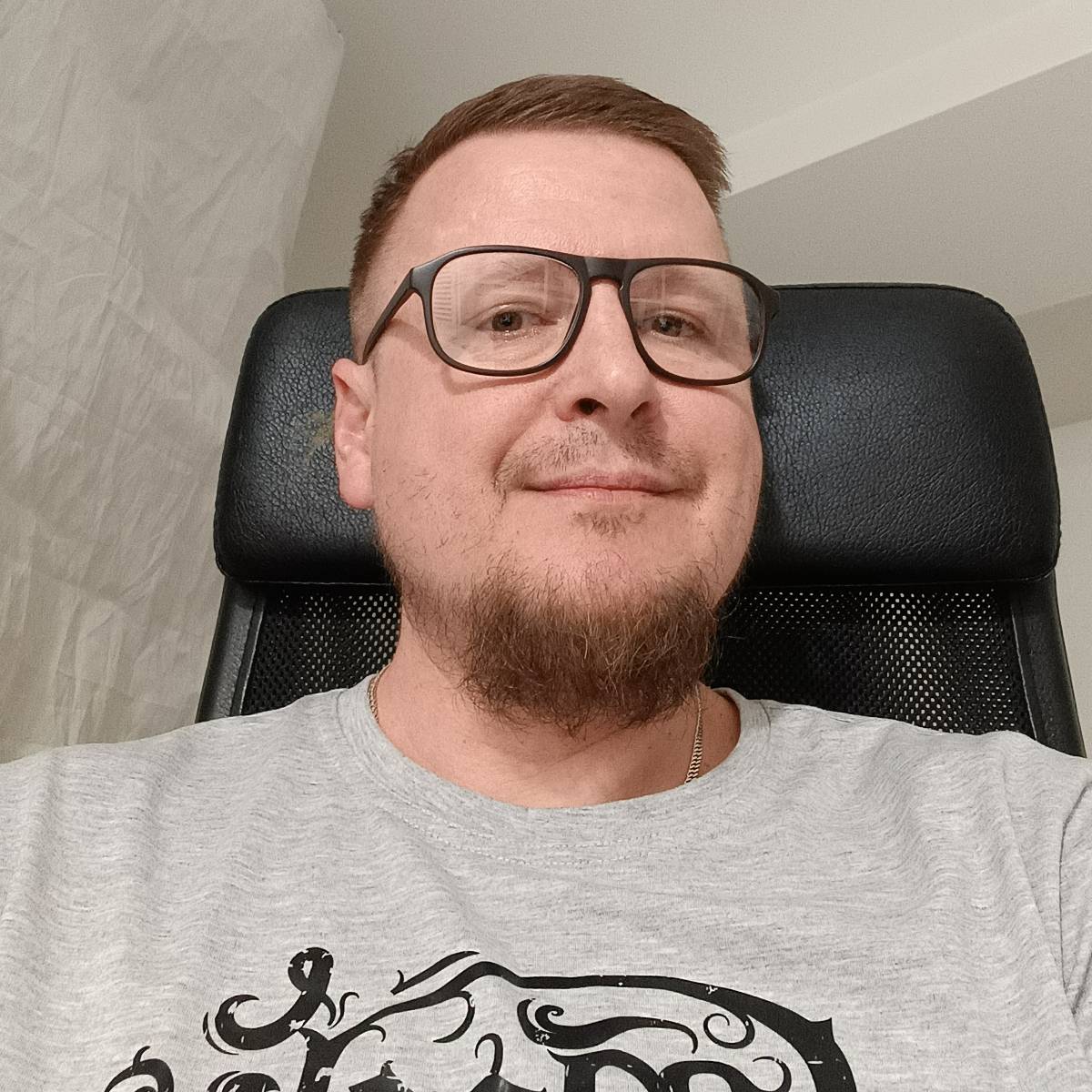 Павел Новиков