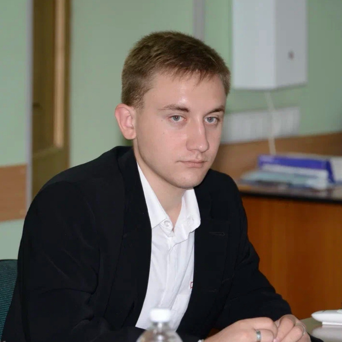 Александр Волков