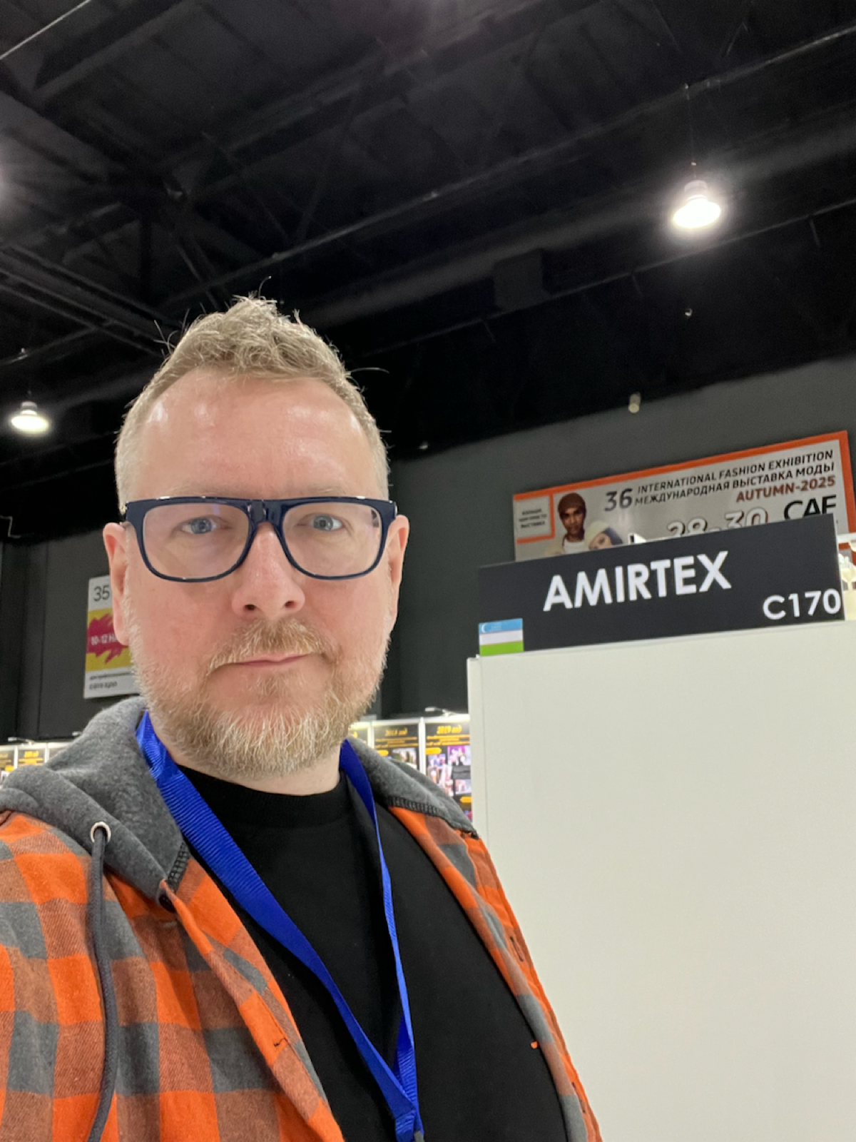 Всем хорошей рабочей недели!
И давайте знакомиться) | Сетка — социальная сеть от hh.ru