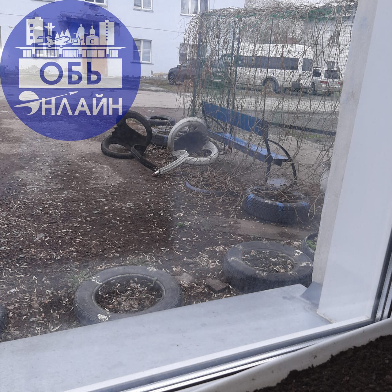 ↗ УК тех строй сколько можно терпеть это издевательство от вашей поганой дворничихи Наташи мать её | Сетка — социальная сеть от hh.ru