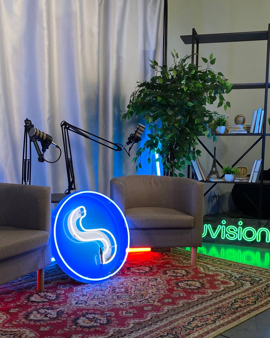 Сегодня тот самый день — SMM Day стартует!
Мы готовы, заряжены и с нетерпением ждём встречи с вами!
📍Svoboda2 корпус 5, Лекторий.
Ориентируйтесь на флажки-указатели, они приведут вас к входу | Сетка — социальная сеть от hh.ru