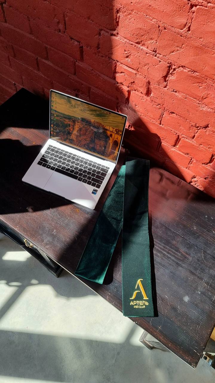 Вступил в "Артель"!
Запрос на нетворкинг в предпринимательской среде был всегда | Сетка — социальная сеть от hh.ru