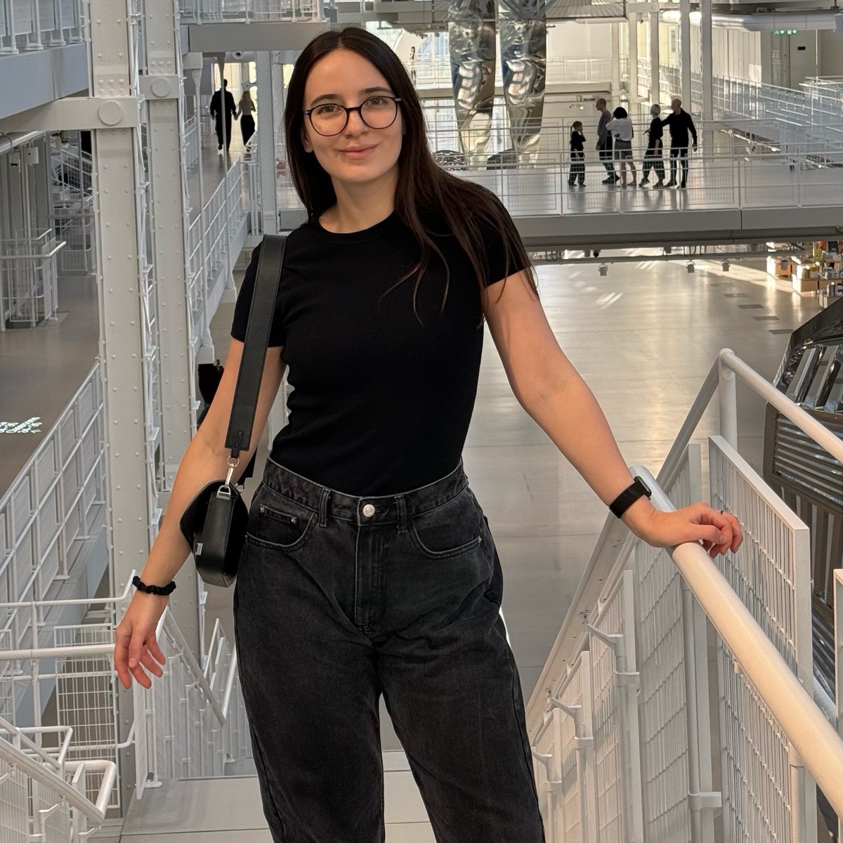 Анжелика Мансурова