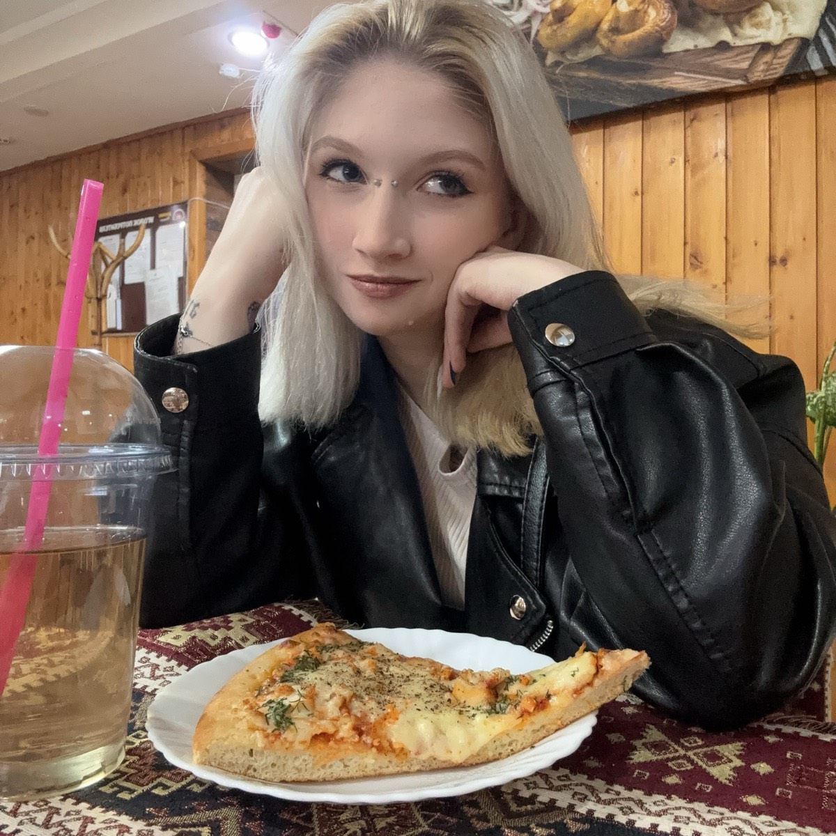 Августина Нихтеншваг