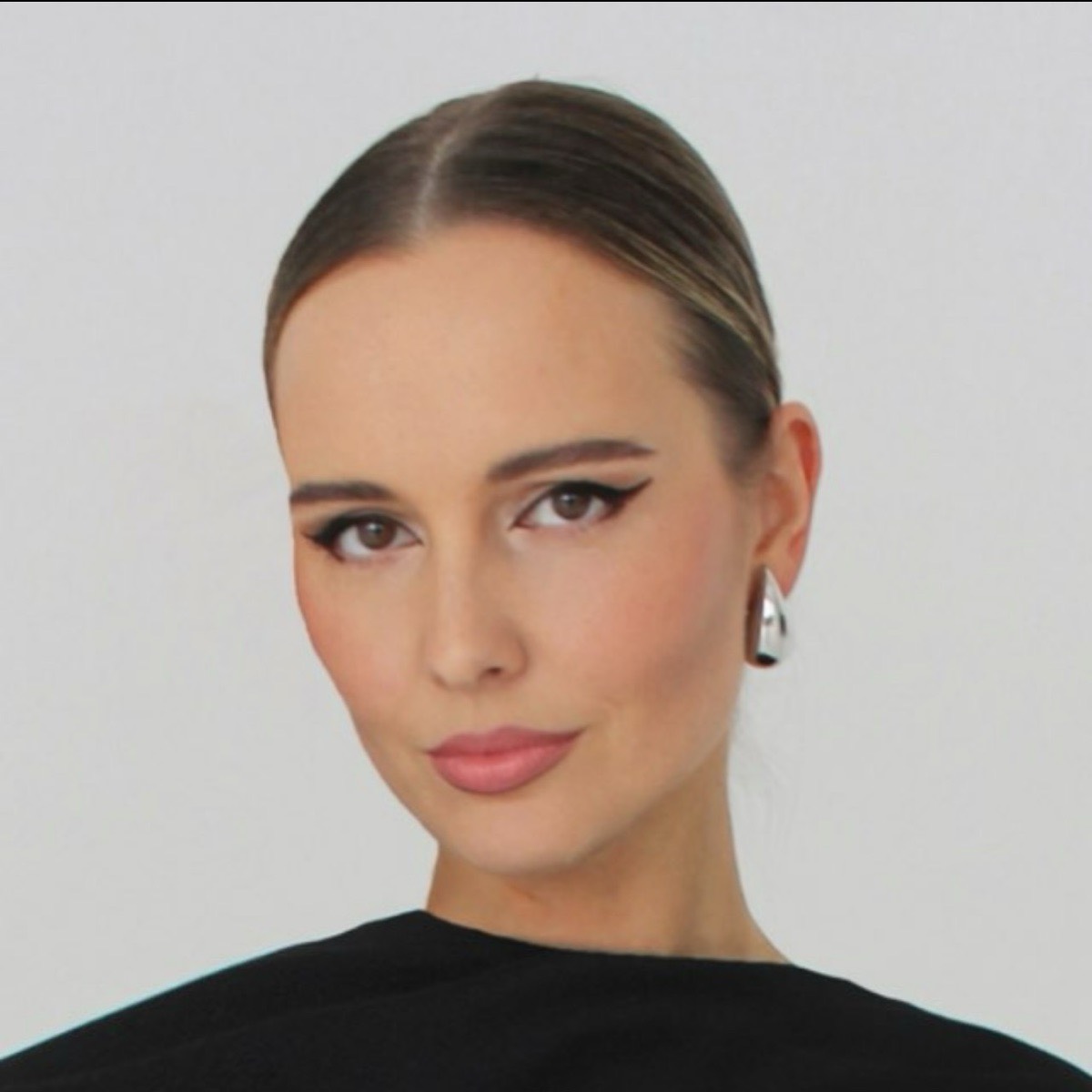 Анна Стебелькова