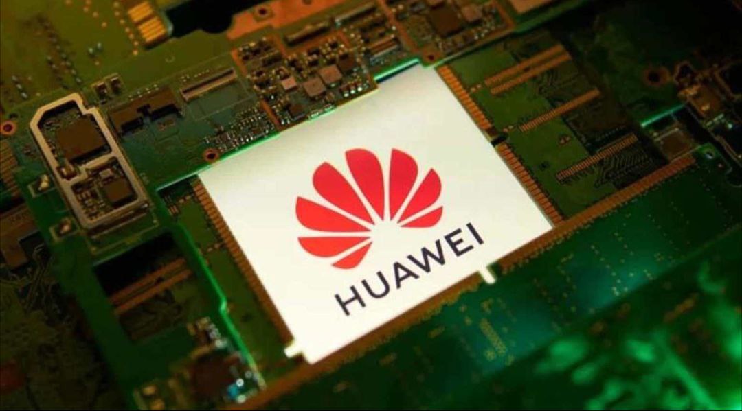 Huawei Ascend 910D — новый удар по монополии NVIDIA 
Помните, как чип Ascend 910B от Huawei уже заставил нервничать рынки? Теперь история набирает обороты! 
Компания Huawei представила новый AI-чип As... | Сетка — социальная сеть от hh.ru