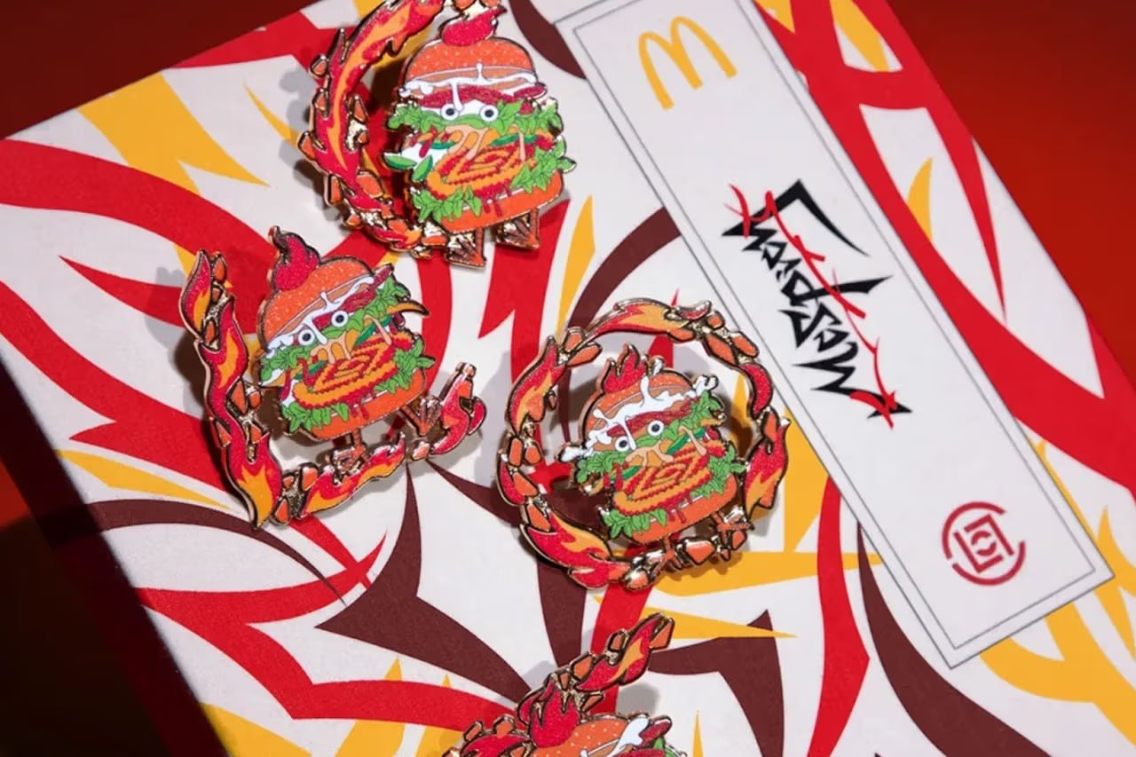 Модники и фанаты McSpicy — для вас обновочки. В начале мая стартует коллекция с культовым паттерном CLOT в цветах хрустящей панировки McSpicy | Сетка — социальная сеть от hh.ru