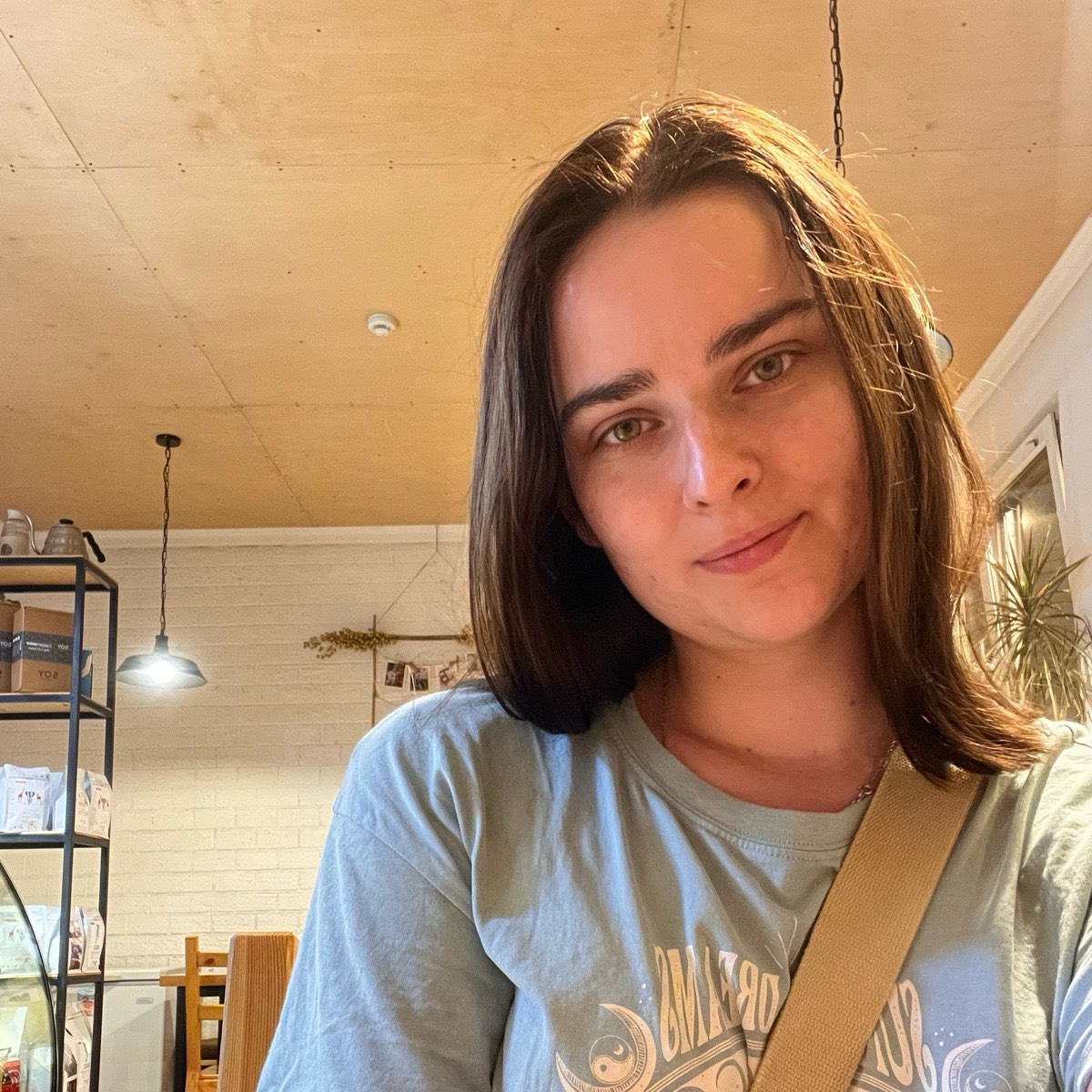 Анна Лесникова