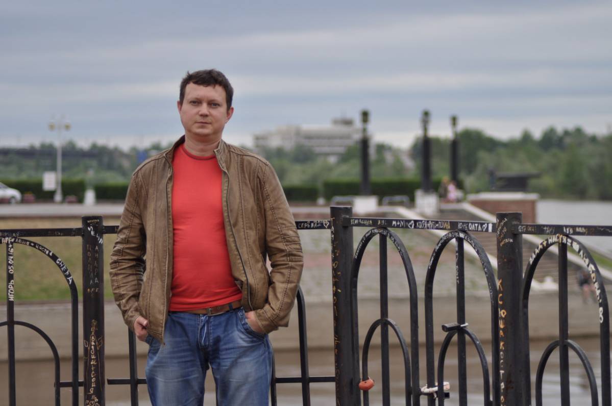 Дмитрий Петров