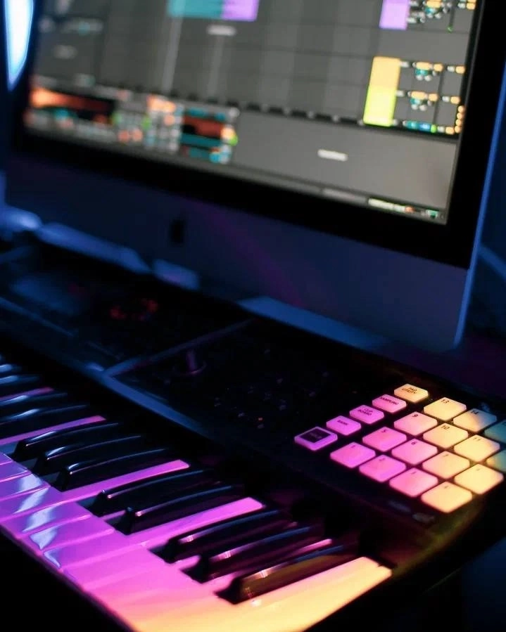 Почему студия звукозаписи Года? Москва. | Сетка — социальная сеть от hh.ru