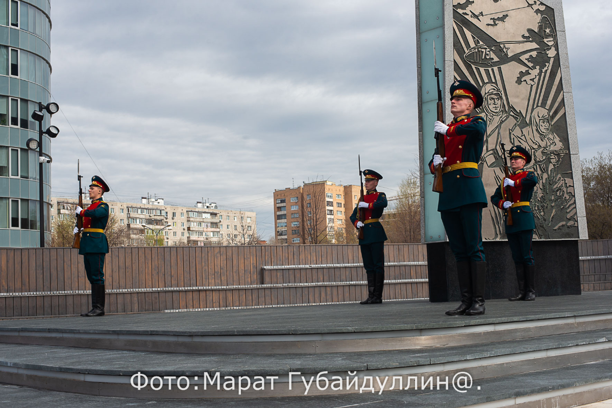 Торжественный митинг. | Сетка — социальная сеть от hh.ru