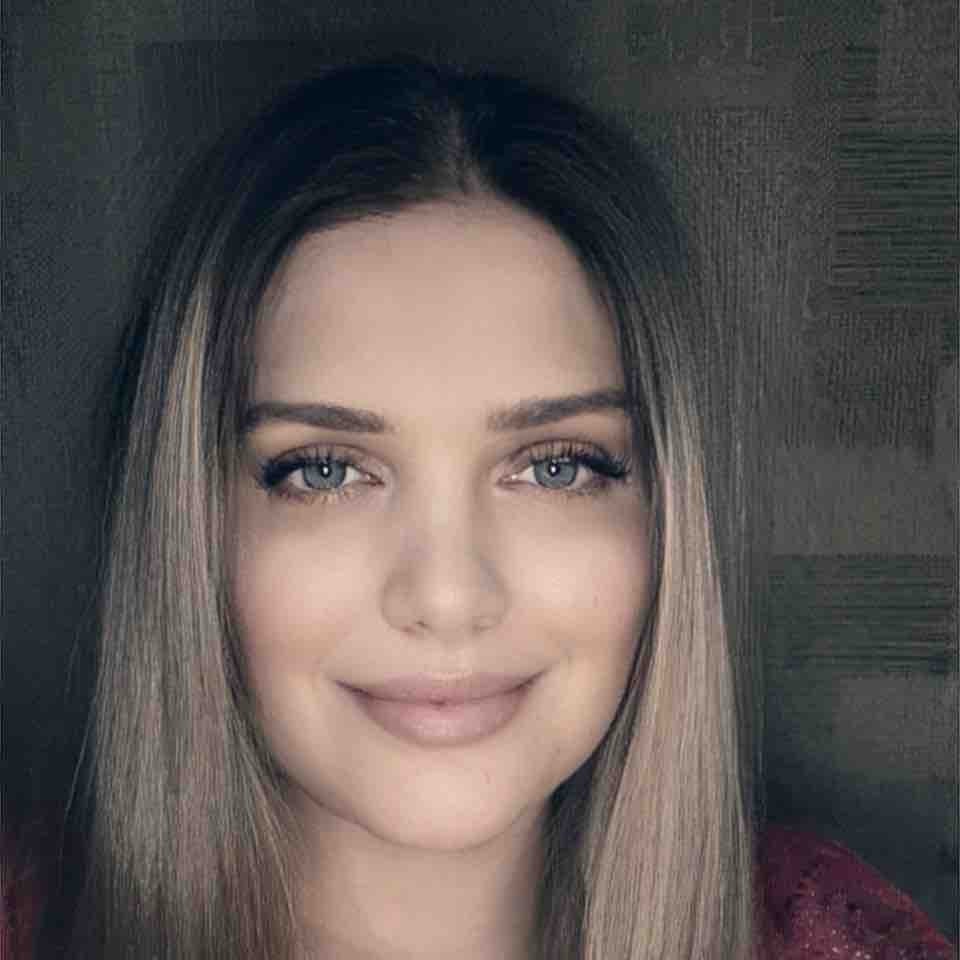 Светлана Резникова
