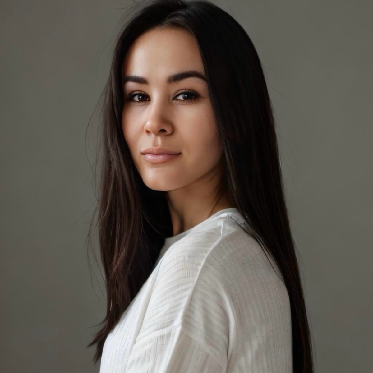 Эльмира Захарова