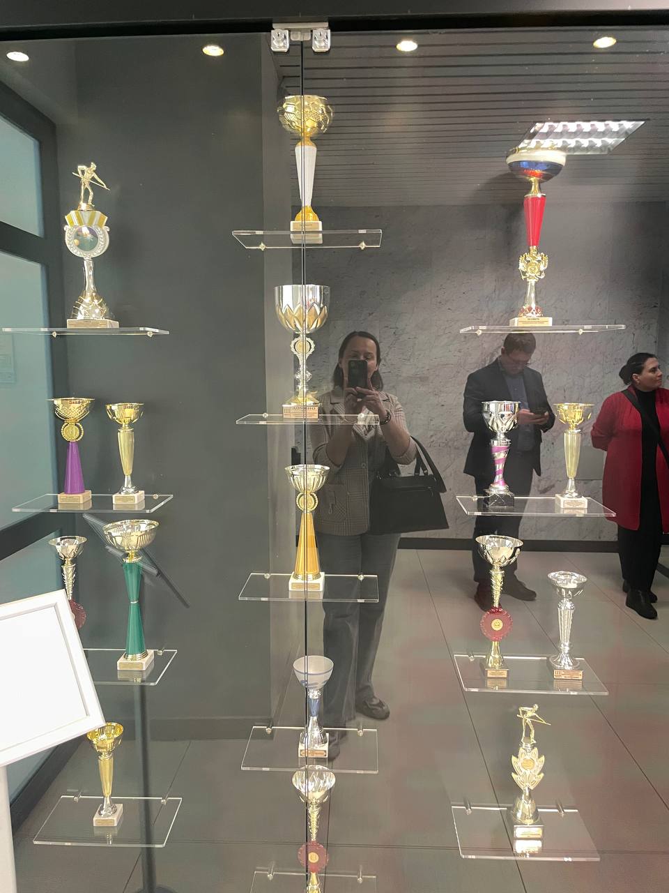 Секреты закрытых дверей Эрмитажа
В последний день апреля вместе с сообществом «Совет директоров» побывала на #БизнесЭкскурсия в Эрмитаже 🔥
Огромная благодарность Богданову Алексею Валентиновичу, что с... | Сетка — социальная сеть от hh.ru