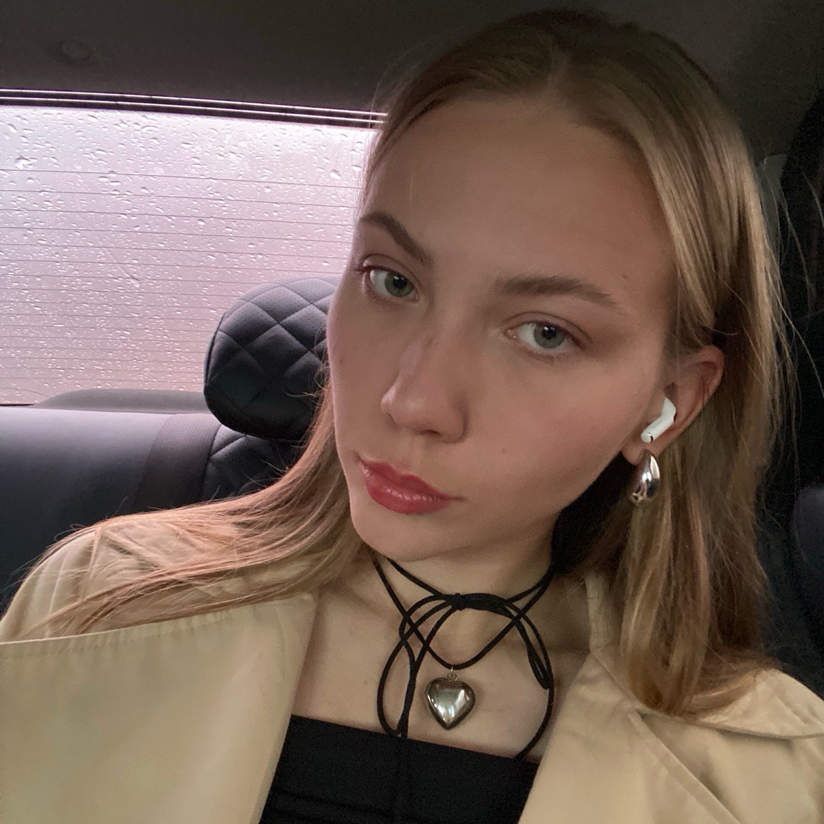 Юля Кулакова | Сетка — социальная сеть от hh.ru