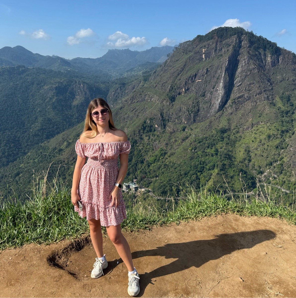 Виктория Чибисова | Сетка — социальная сеть от hh.ru