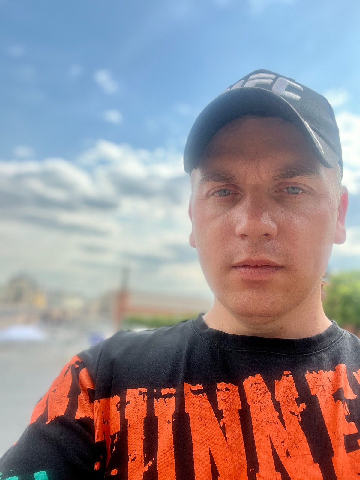 Дмитрий Кузьмичёв