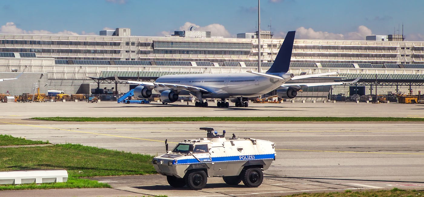Germany Bracing For Widespread Flight Disruptions Ahead of Nationwide Strike
Gewerkschaftsstreik in Deutschland: ADV warnt vor Flugchaos
Ein Gewerkschaftsstreik in Deutschland, geplant für Montag, den... | Сетка — социальная сеть от hh.ru