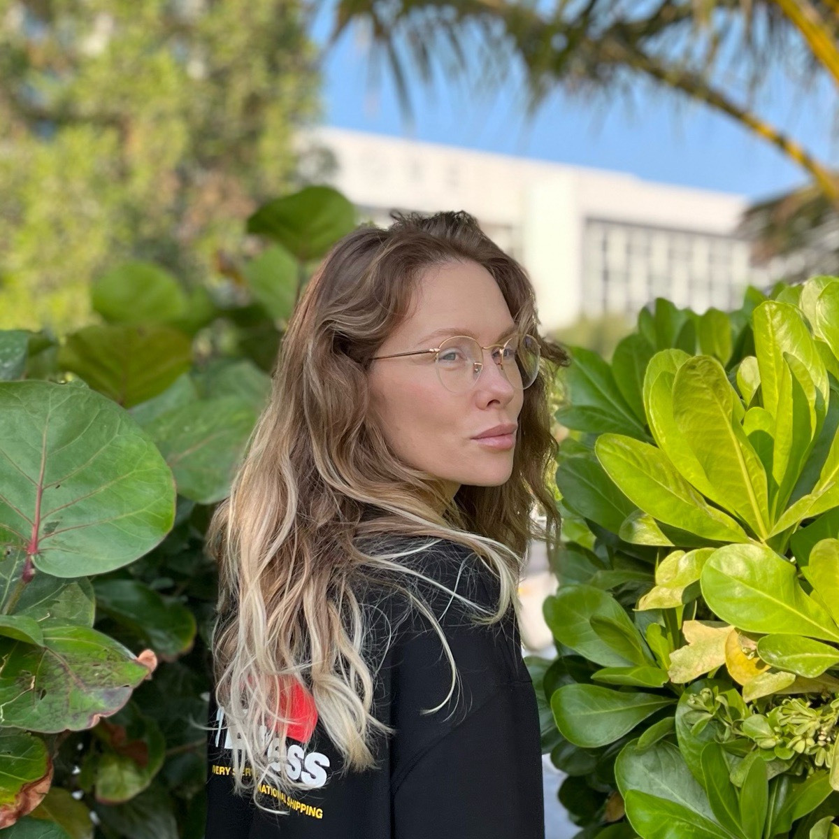 Юлия Костина