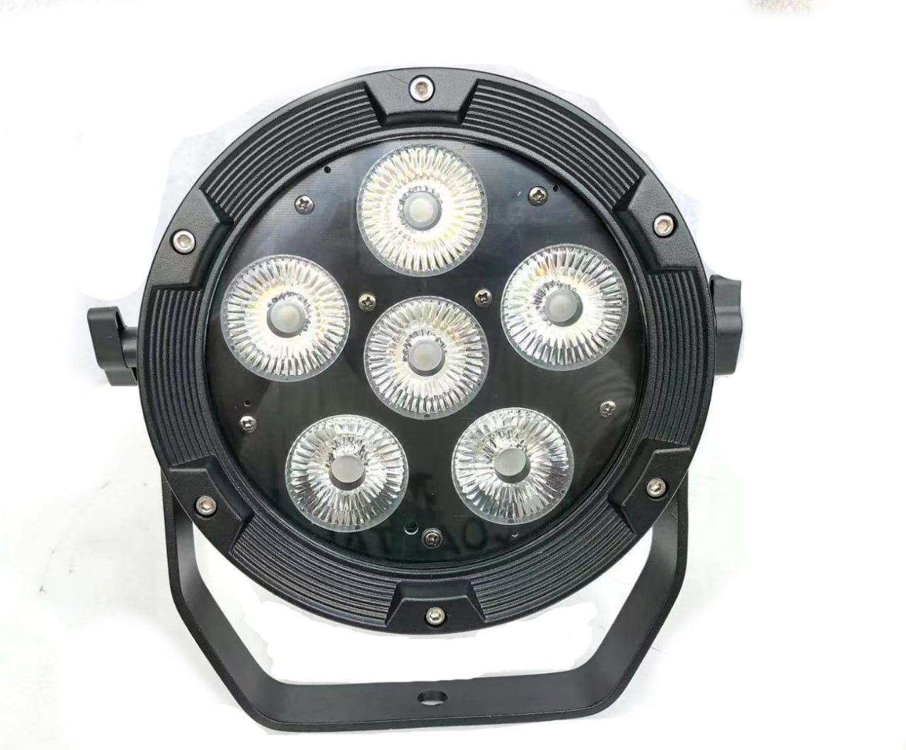 Светодиодный прожектор Led BatWi Par 6 RGBWAUV
Бренд: Dialighting
Артикул: 10236
Наличие: 20 шт
Светодиодный прожектор Led BatWi Par 6 RGBWAUV.
Источник света: 6 светодиодов по 18 Вт (RGBWA UV) | Сетка — социальная сеть от hh.ru