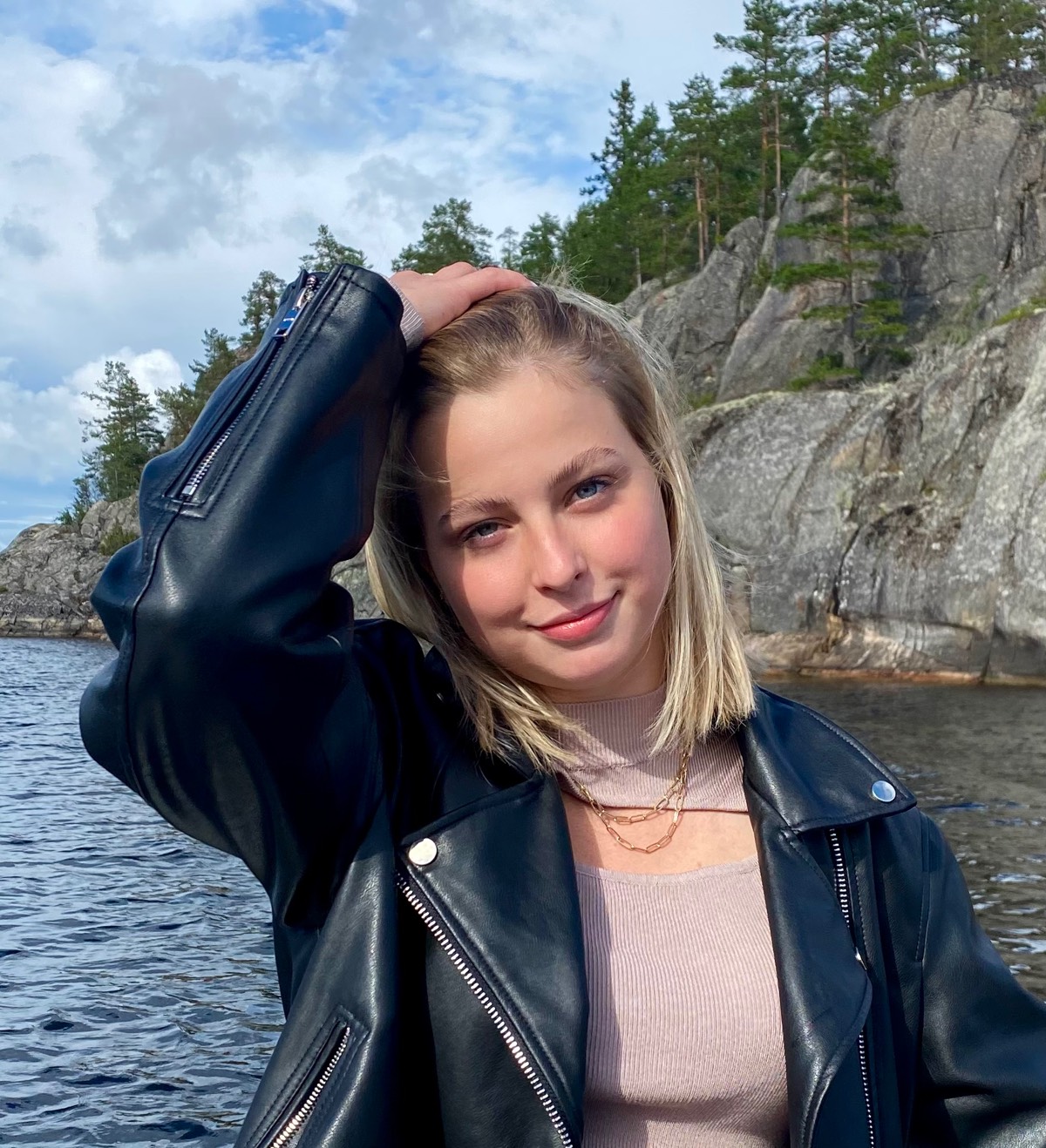 Полина Громова