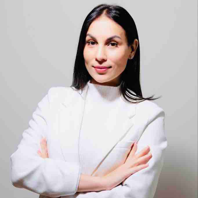 Эльвира Садыкова | Сетка — социальная сеть от hh.ru