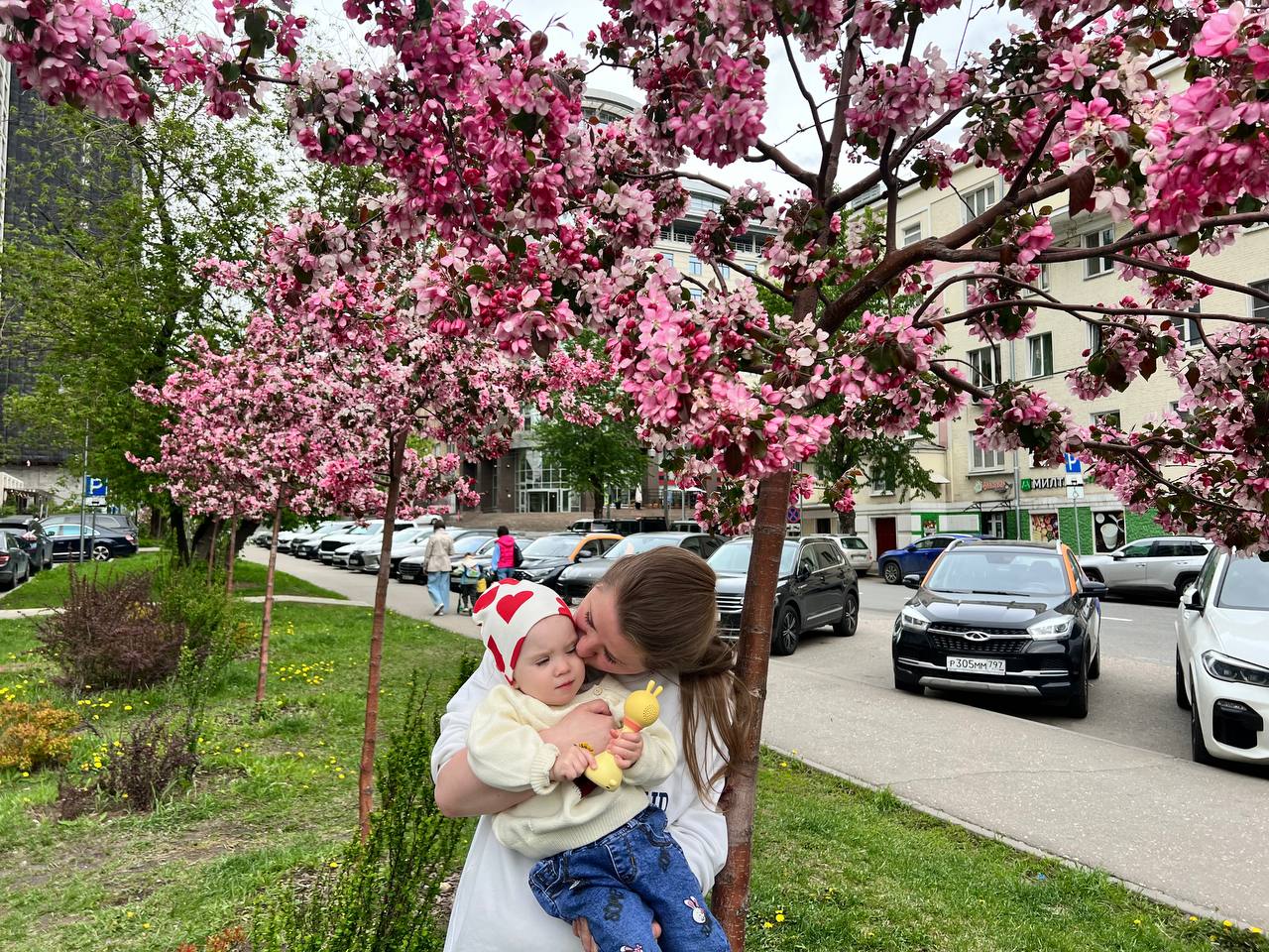⭐️Добрый вечер, дорогие друзья! 
Завтра многие из нас готовятся к началу небольшой рабочей недели, и я тоже! 😊✨
В последнее время я стала немного делиться с вами частичкой своей жизни и семьи, и это п... | Сетка — социальная сеть от hh.ru