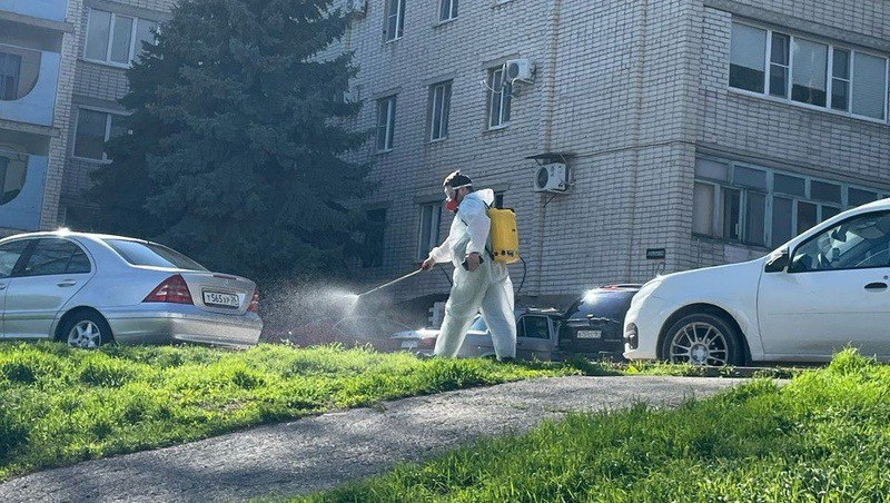🪲В Ставрополе активно борются с клещами: около 700 тысяч квадратных метров городских территорий проходят обработку
Специалисты уже покосили около 400 га и продолжают работу в рамках второго этапа | Сетка — социальная сеть от hh.ru