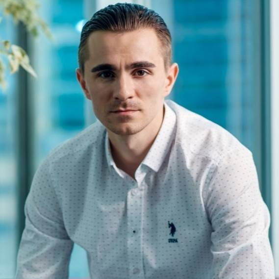 Антон Чернявский