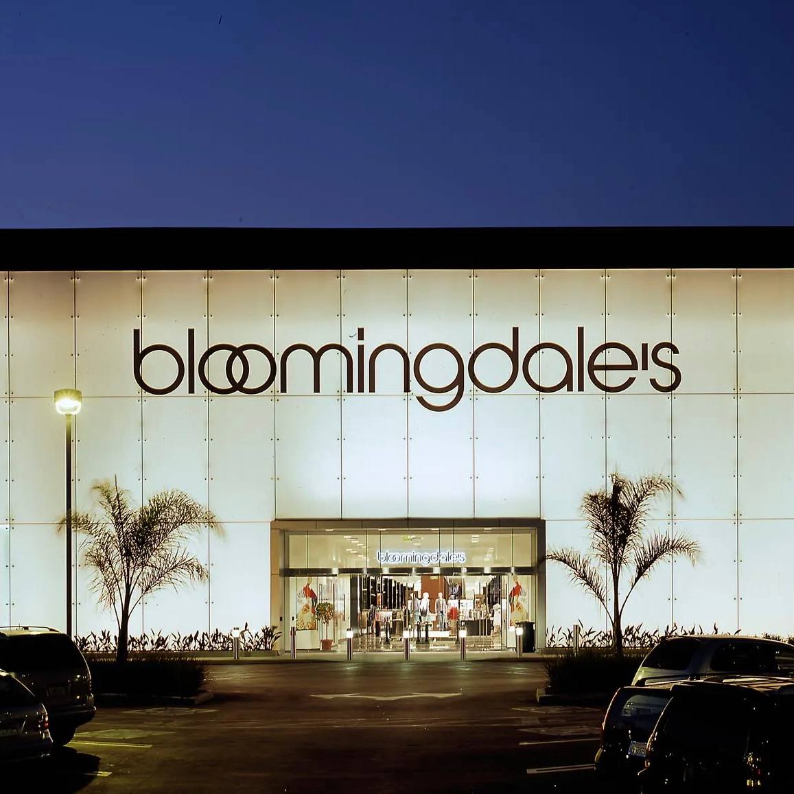 Costa Nova — в легендарном универмаге Bloomingdale’s, одном из лучших бутиков США.
В Roomers — бренды, которым доверяют ведущие отели, рестораны и концепт-сторы по всему миру | Сетка — социальная сеть от hh.ru