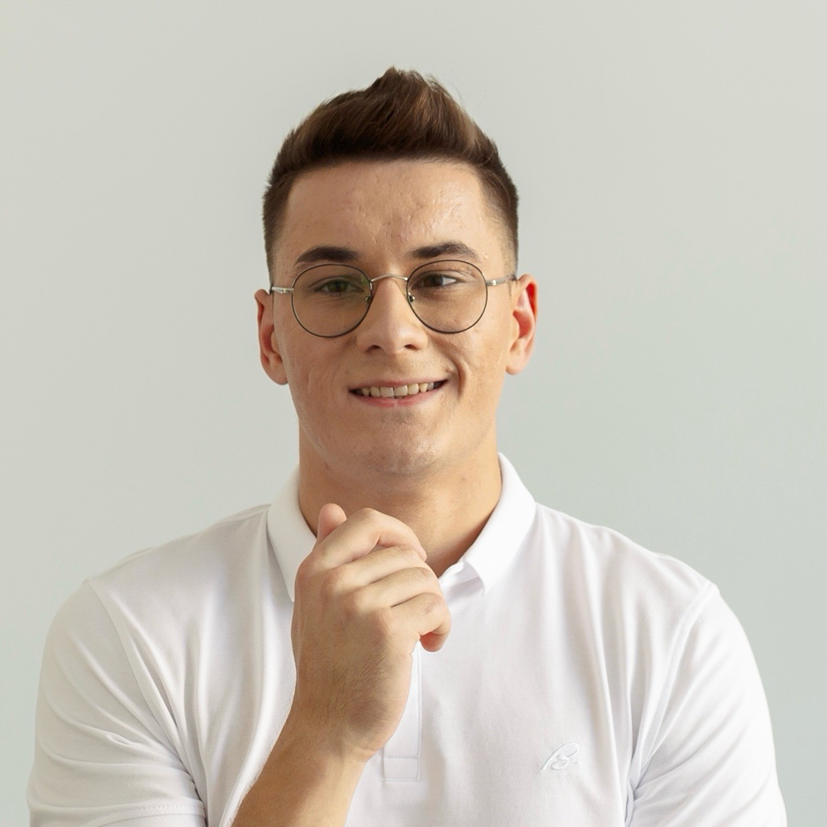 Robert Sitdikov | Сетка — социальная сеть от hh.ru