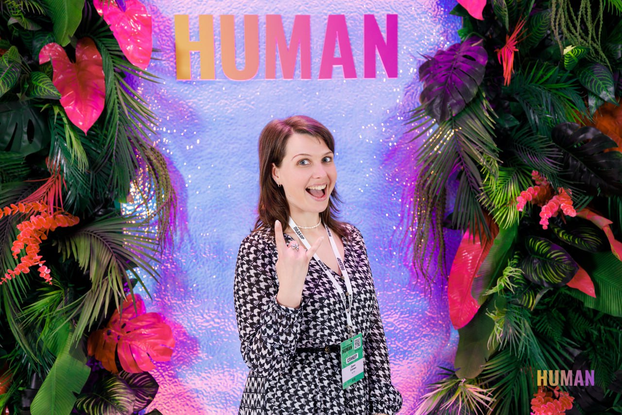 ✨Лица, которые делают Human 🤩
📸Это не просто фотки с конференции Human. Подбор Персонала. Это — вы. Вовлечённые, сияющие, настоящие. Те, кто делает HR сильным, а команды — живыми | Сетка — социальная сеть от hh.ru