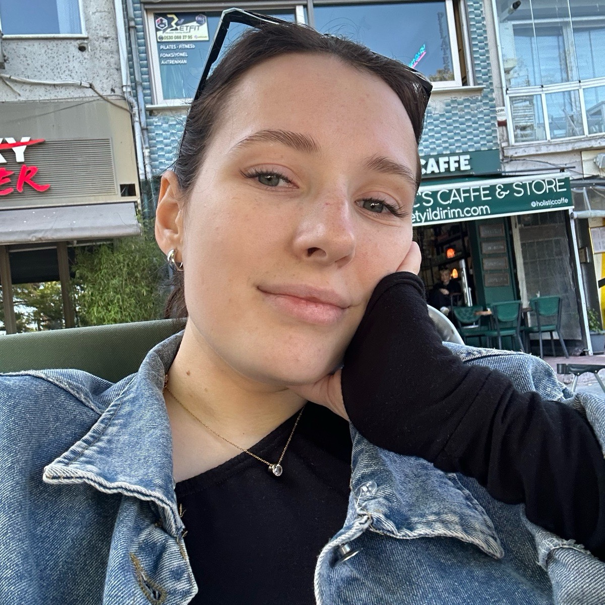 Алина Тополева | Сетка — социальная сеть от hh.ru