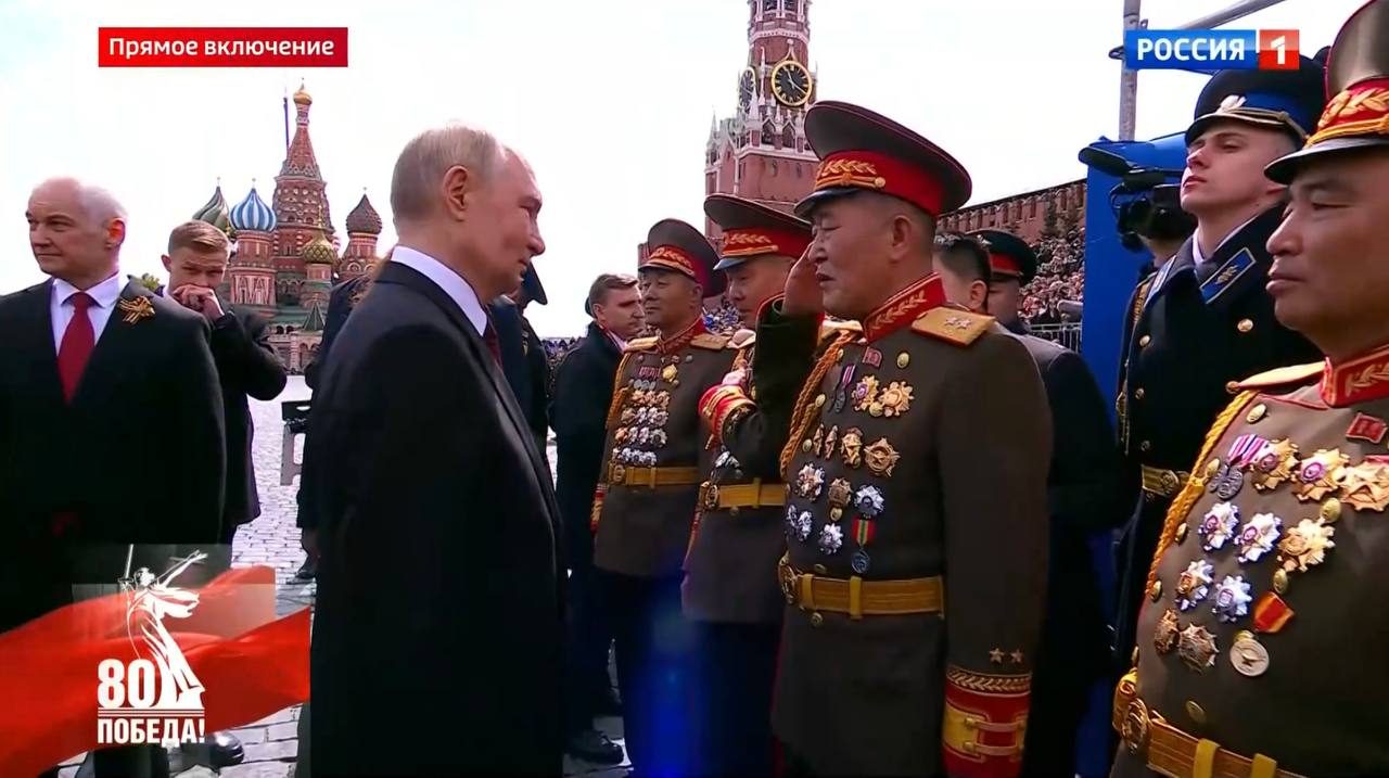 Особенный момент общения Президента с военнослужащими КНДР 🇰🇵 | Сетка — социальная сеть от hh.ru
