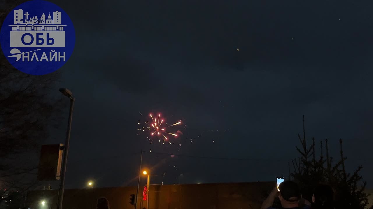 ↗ Праздничный салют в городе ОБь🎇
vk.com
Подробнее на https://vk.com/ob.gorod
#городобь #городобьонлайн #толмачево | Сетка — социальная сеть от hh.ru