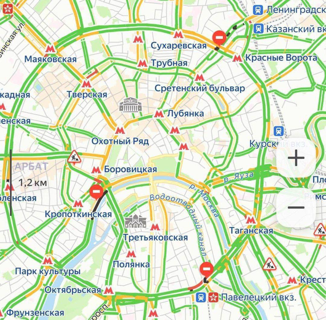 🚦Движение в центре Москвы полностью восстановлено
Все временные ограничения, связанные с проведением Парада Победы, отменены. Транспортная инфраструктура работает в штатном режиме | Сетка — социальная сеть от hh.ru
