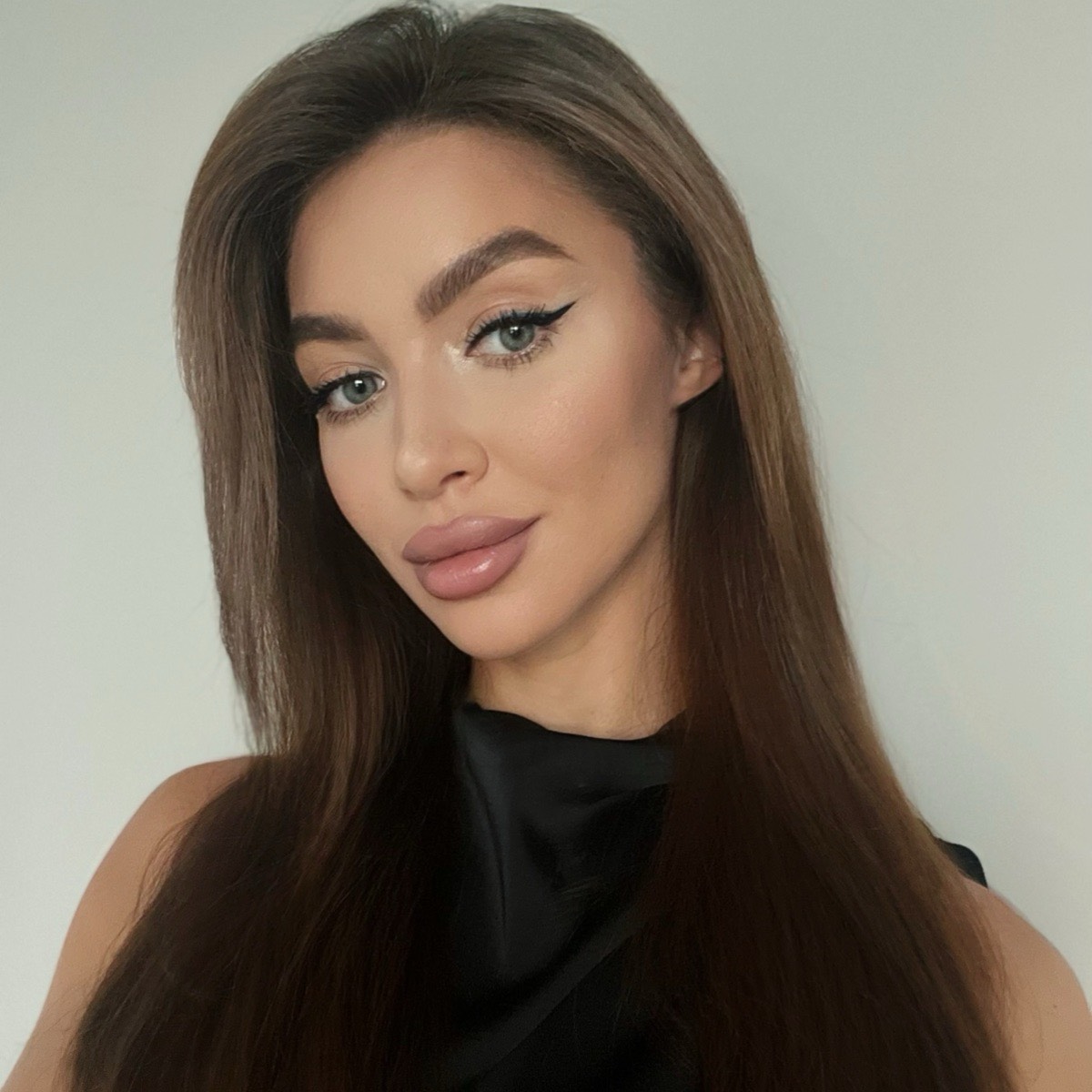 Irina Ivanova | Сетка — социальная сеть от hh.ru