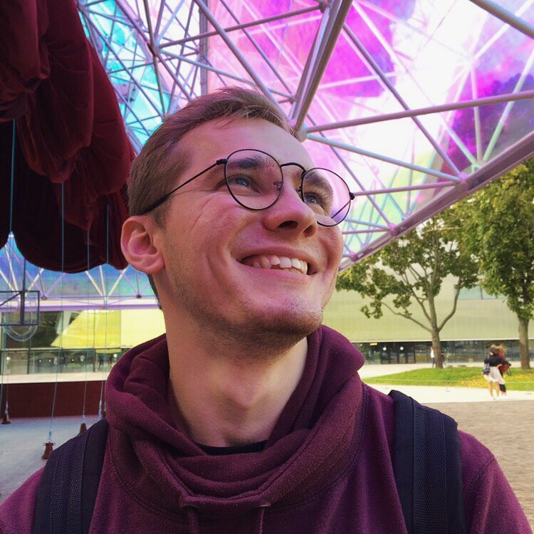 Назар Грехов | Сетка — социальная сеть от hh.ru