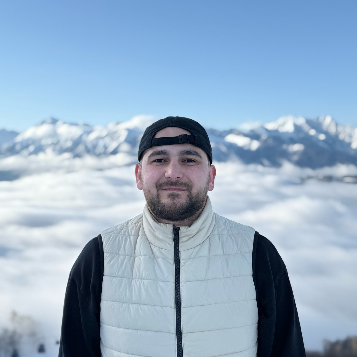 Муса Сулейманов