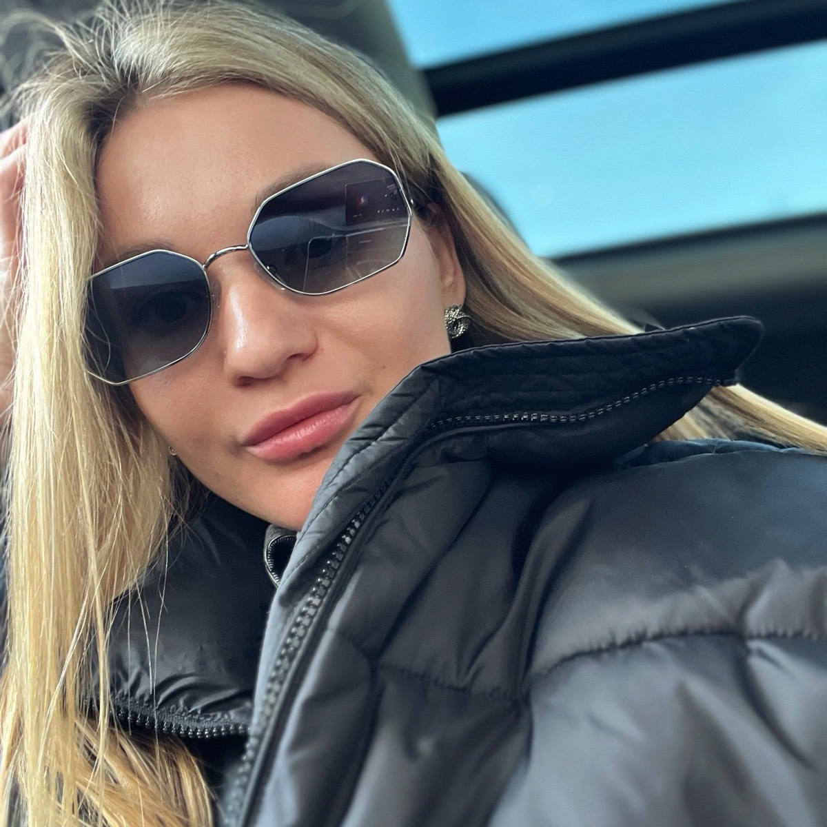 Яна Садовникова