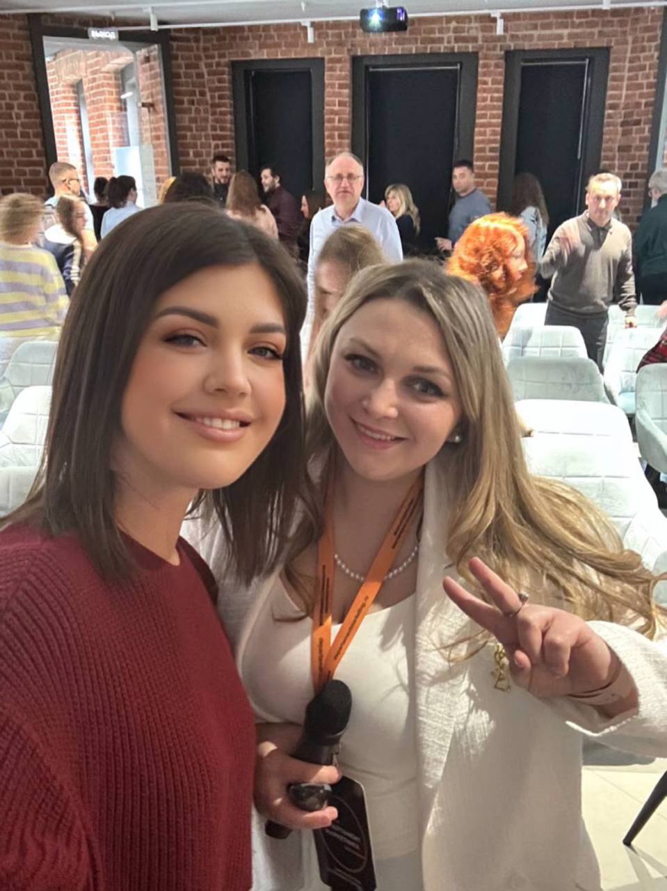 Сегодня в TrendAgent было огненно!
Я провела обучение для агентов недвижимости на тему:
«Как агенту продвигать свой Telegram-канал через посевы и биржи» —
и это было не просто занятие, а настоящая про... | Сетка — социальная сеть от hh.ru