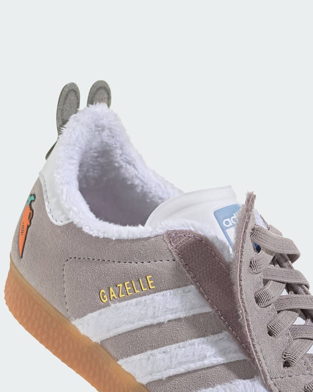 Милота, кроссовки по ЗВЕРОПОЛИСУ с зайкой Джуди анонсировал Adidas. Это модель Gazelle, которая идет в фирменной упаковке с героями мульта. Релиз назначен на лето 2025 года.
Забираю в виш-лист ✏️ | Сетка — социальная сеть от hh.ru