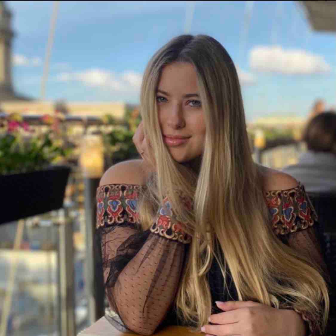 София Дашко | Сетка — социальная сеть от hh.ru