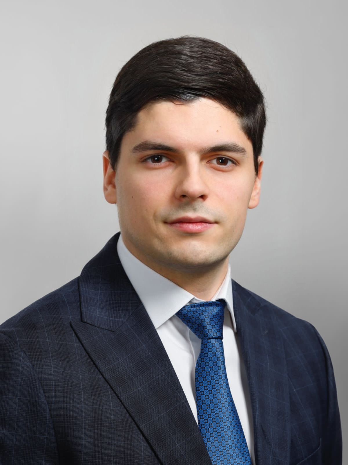 Артур Васильев | Сетка — социальная сеть от hh.ru