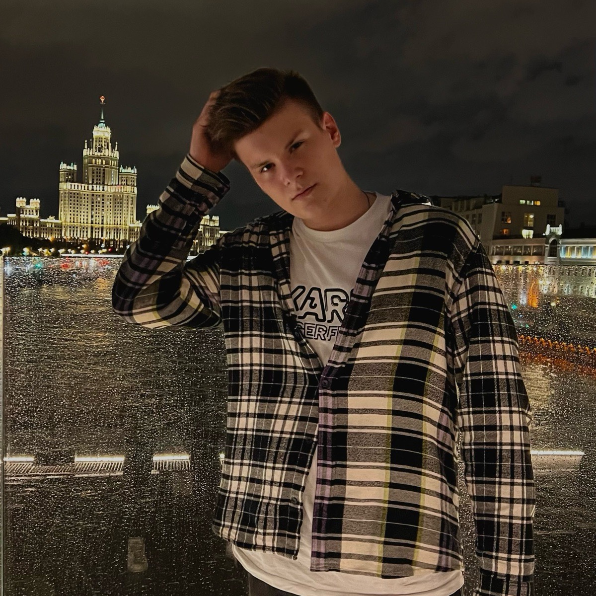 Никита Неутолимов