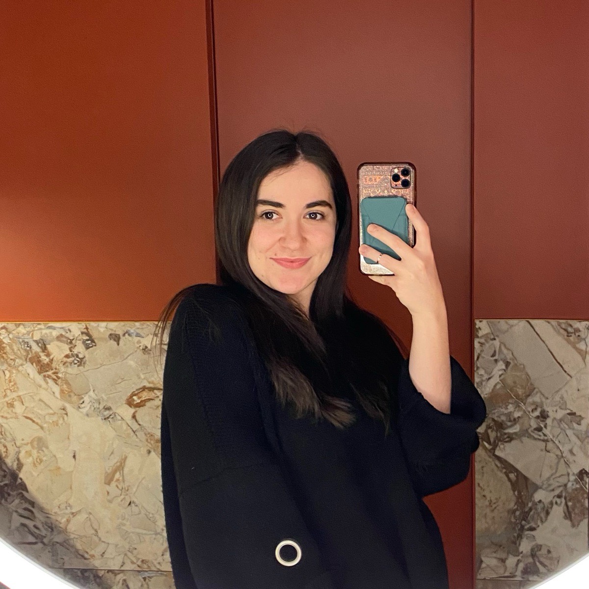 Аминат Магомедова | Сетка — социальная сеть от hh.ru